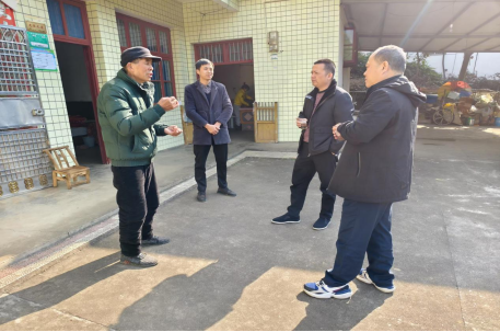 鼎城区医疗保障局开展“情暖三湘 志愿同行”慰问困难群众活动