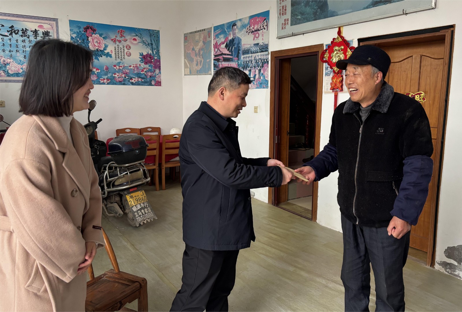 鼎城区委社会工作部：寒冬入户显关怀 慰问帮扶暖人心