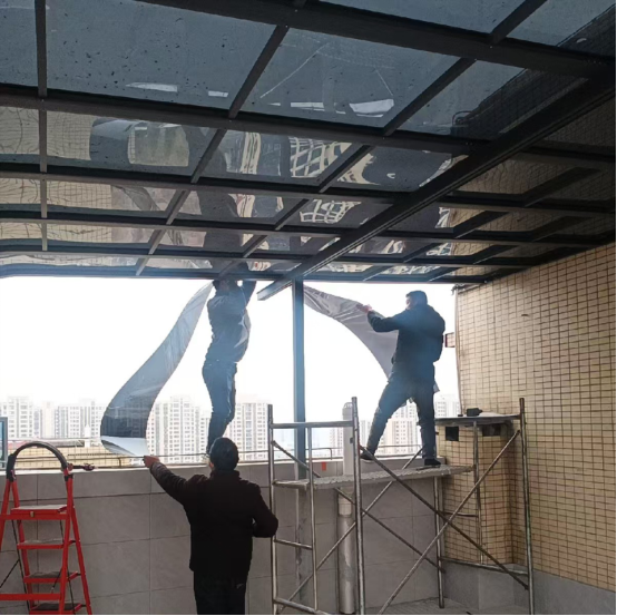 鼎城区城管局：深入开展屋顶棚架安全隐患排查整治工作