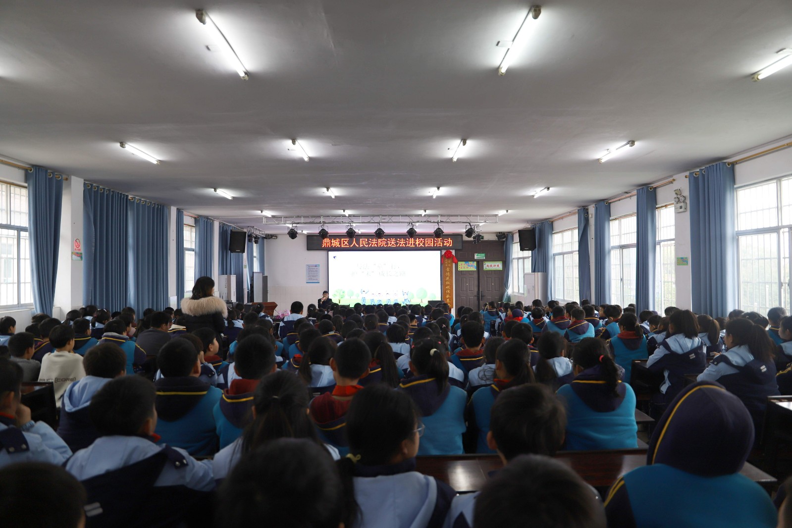 鼎城区花船庙小学：法治光芒照童心 护航成长映未来