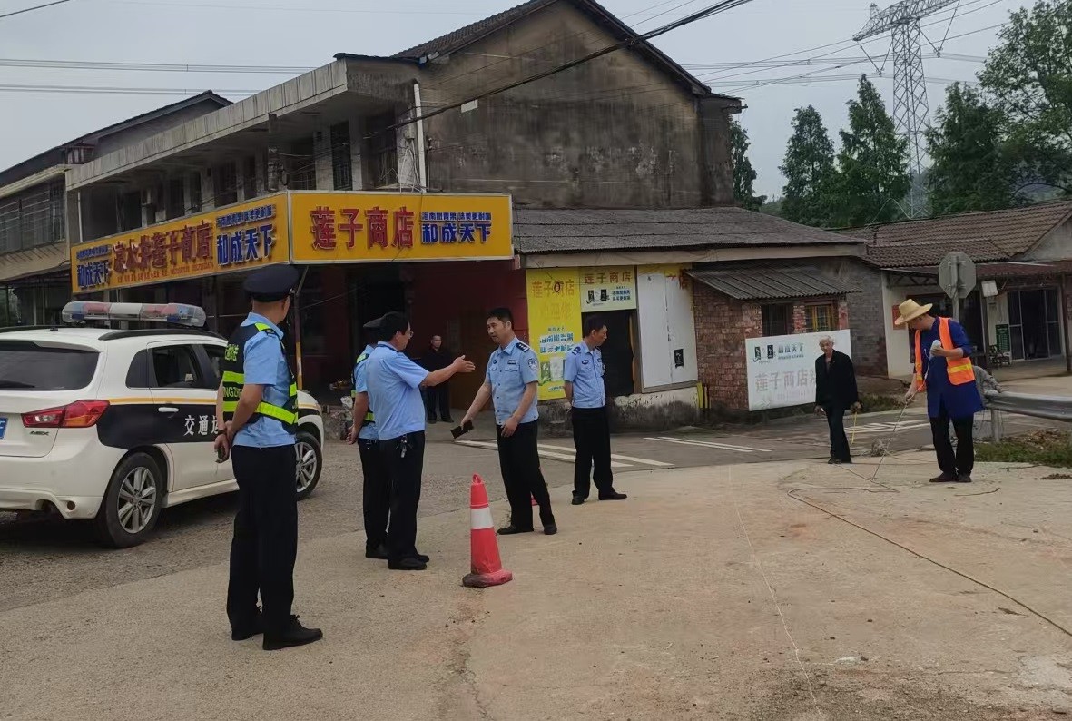 鼎城区交通运输局：加强隐患排查整治 守护公路安全畅通