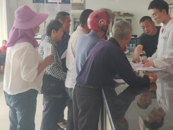 双桥坪镇：关爱精神病患者 免费送药暖人心