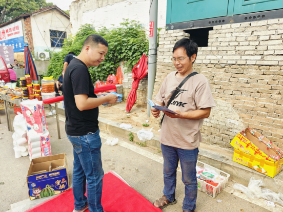 双桥坪镇：开展防震减灾宣传活动