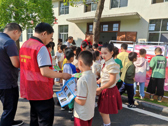 鼎城区司法局：法治护航  伴青少年成长