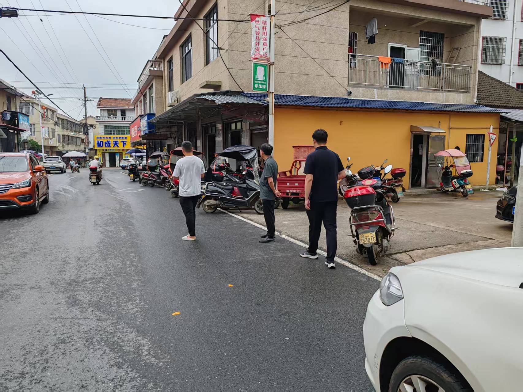 镇德桥镇：全力保障省道施工期间道路交通安全