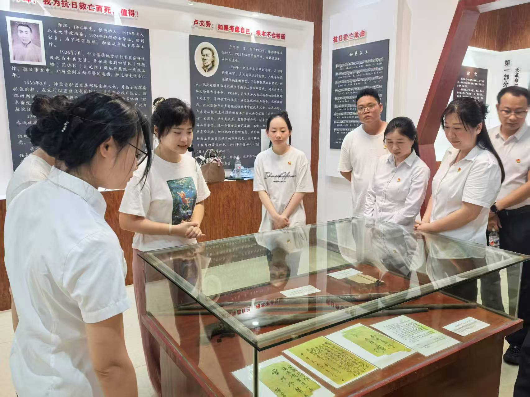 周家店镇：新发展党员赴镇德桥镇党校参观学习并宣誓