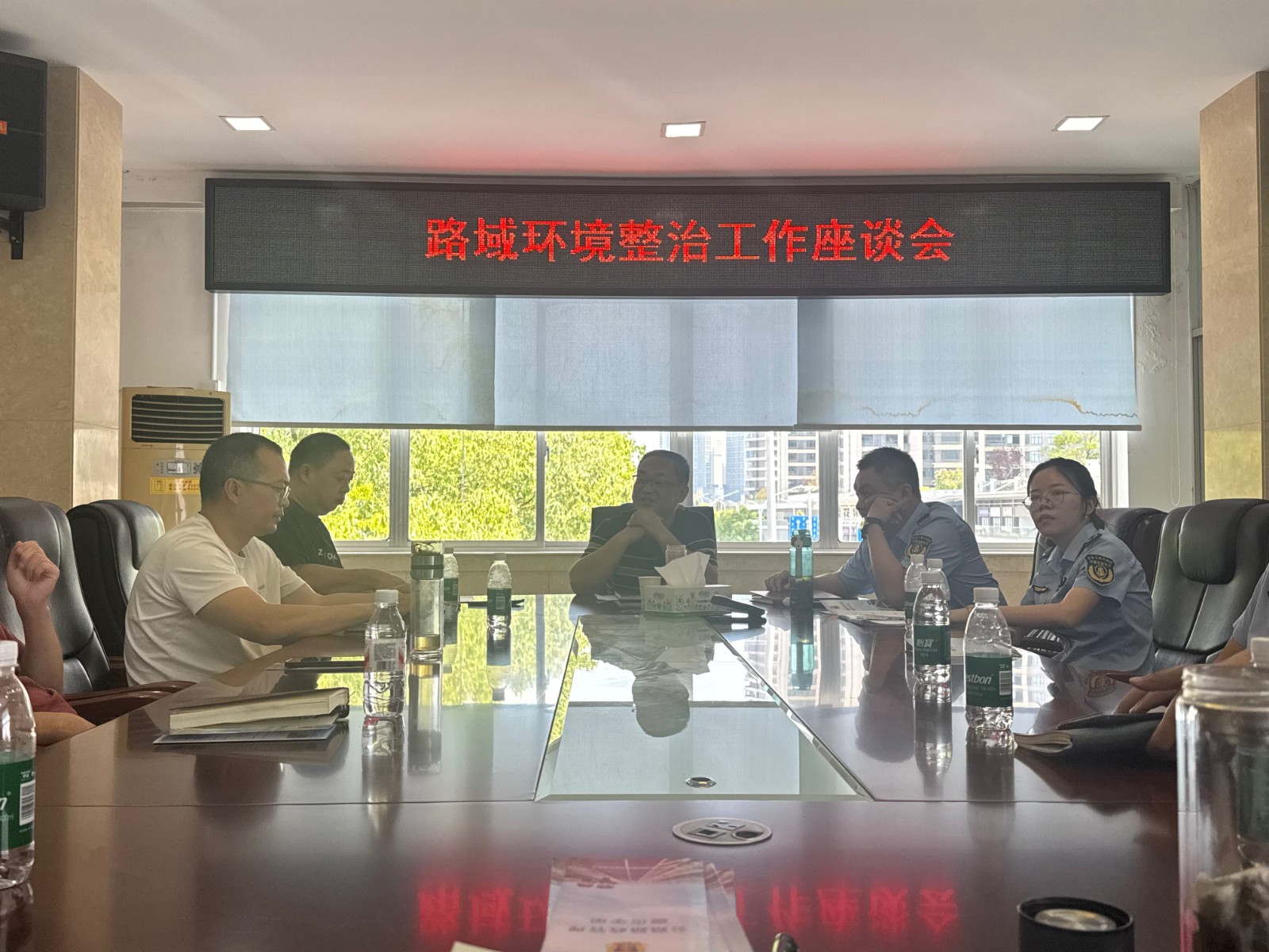 鼎城区交通运输局：多部门共商路域环境整治良策
