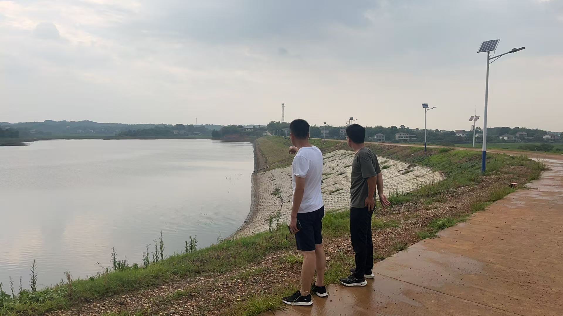 镇德桥镇:持续开展高温天气防溺水巡查 筑牢学生安全防线