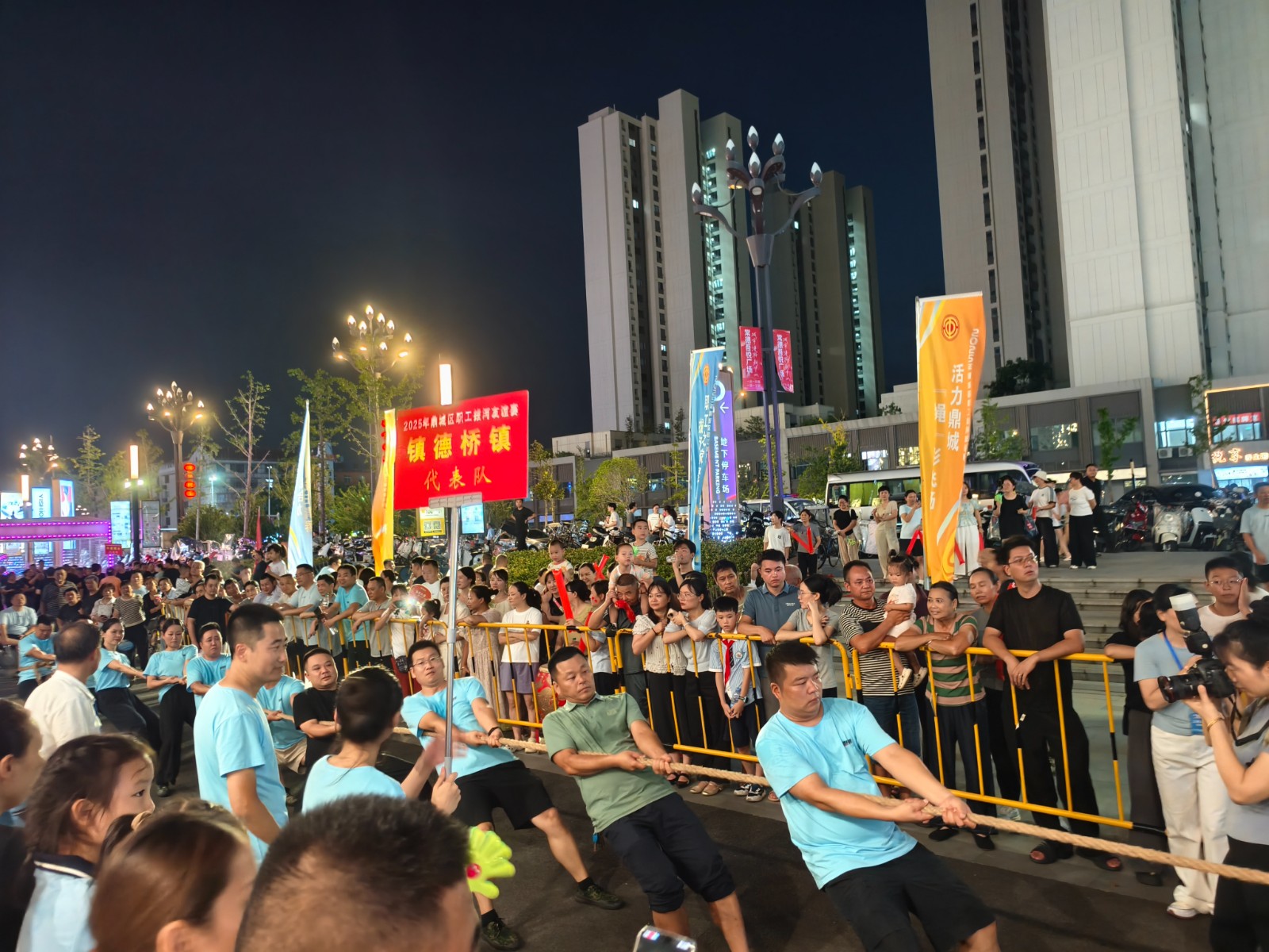 镇德桥镇：“拔”出凝聚力 “河”奏奋进曲