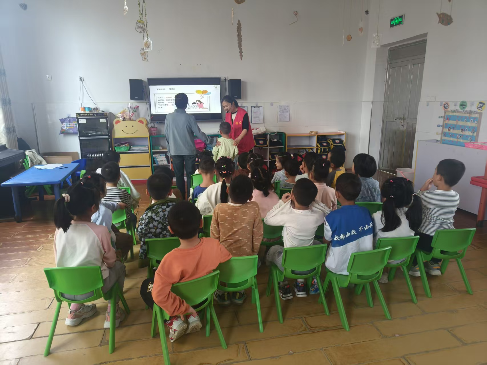 周家店镇：开展护苗“童”行专项行动