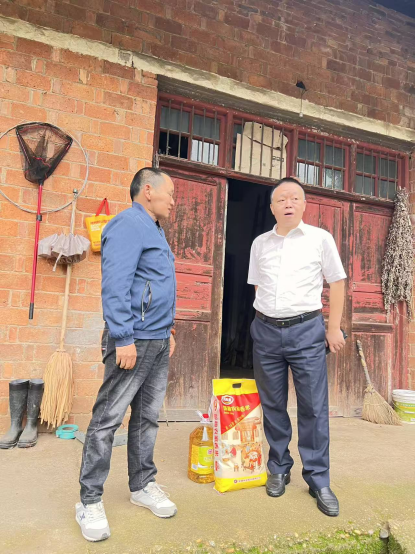 鼎城区供水公司：开展驻点乡村振兴走访慰问活动