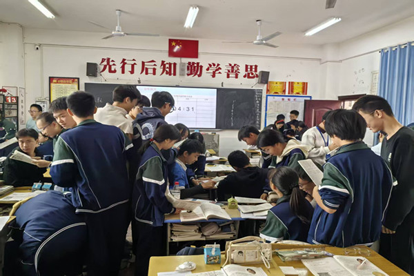 鼎城区善卷中学：深耕课堂提质效  聚焦品质育新人