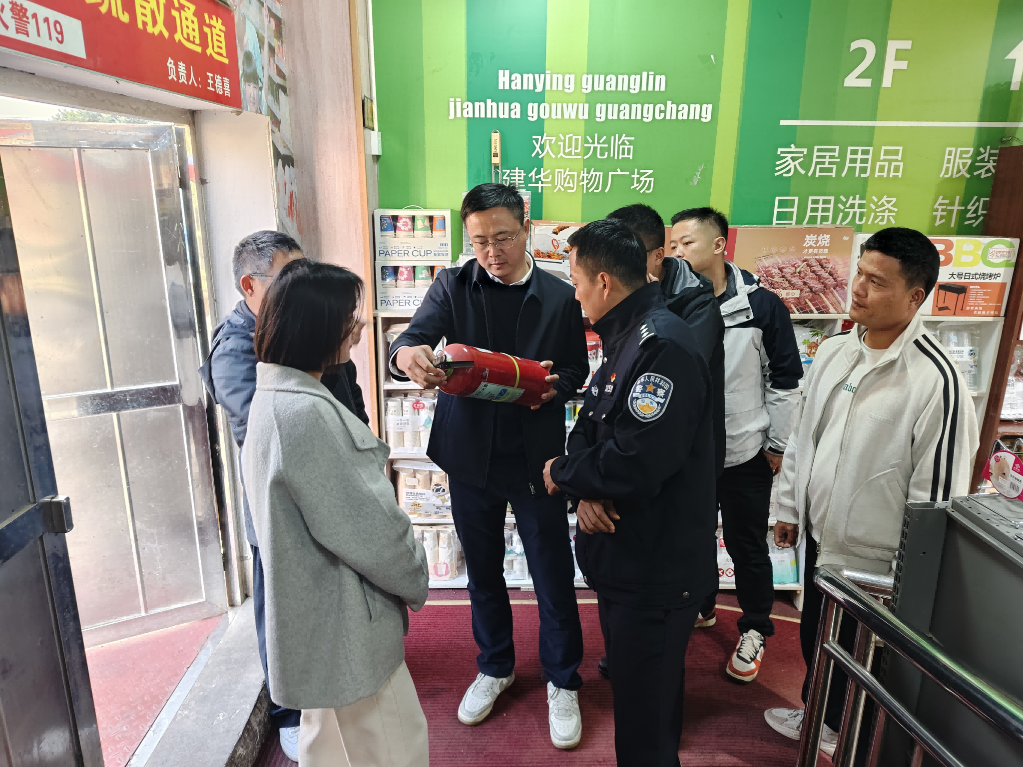 蒿子港镇：筑牢安全防线 守护辖区平安