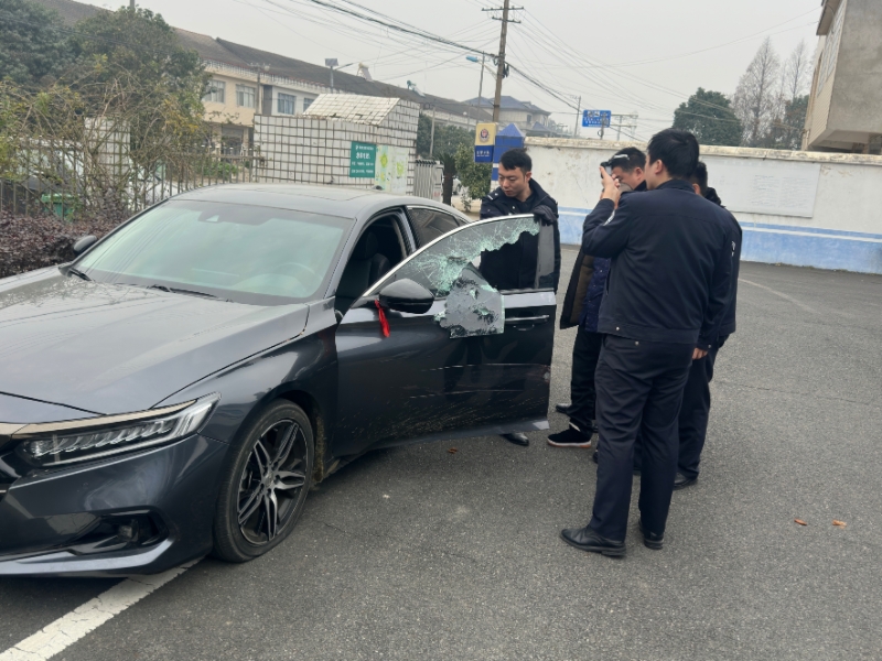 人赃并获 鼎城交警两小时查处一起盗窃车辆嫌疑案