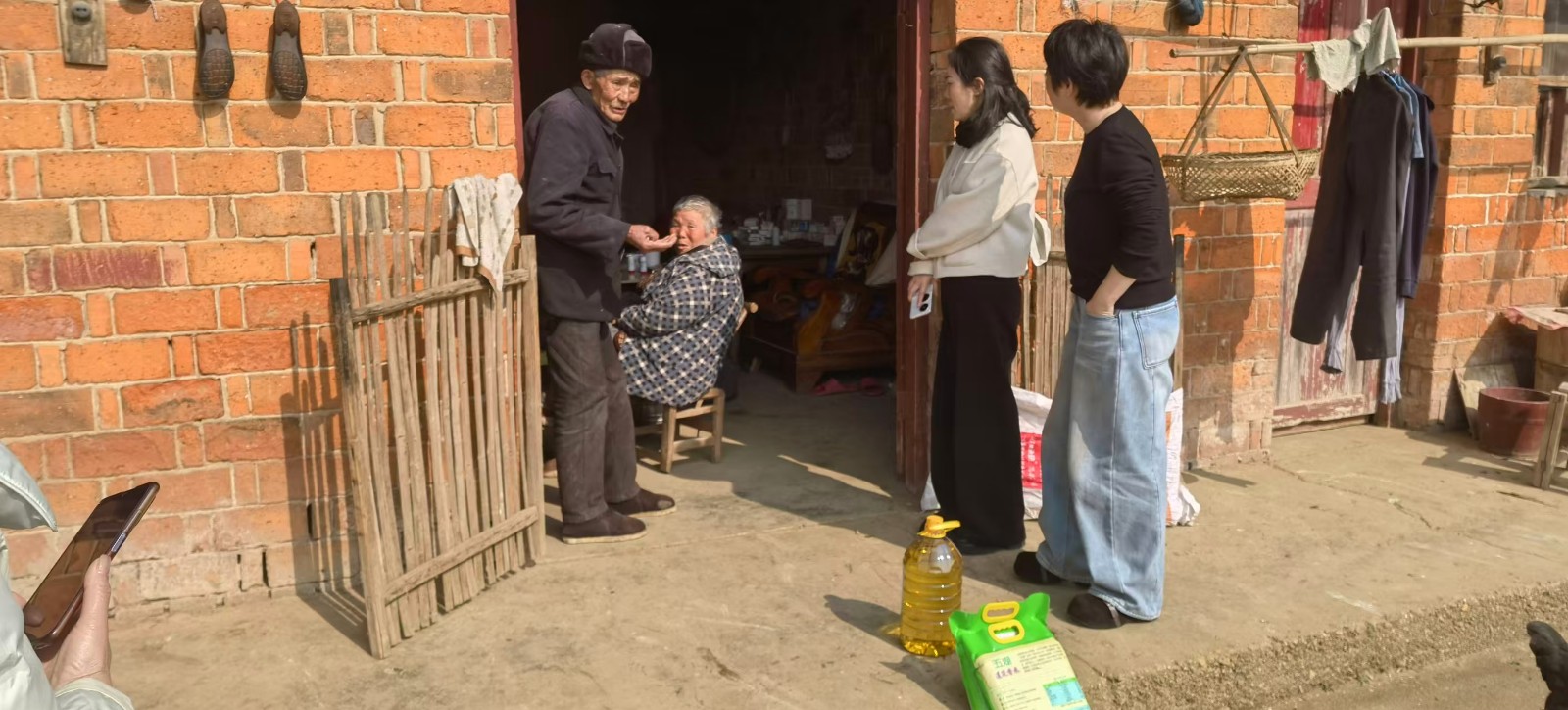 鼎城区计生协新春走访慰问计生特殊家庭与计生困难家庭
