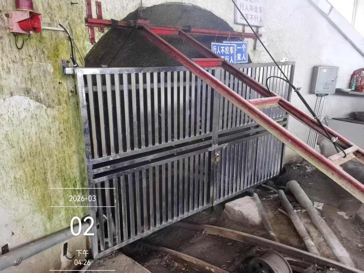 区领导检查非煤矿山安全生产工作