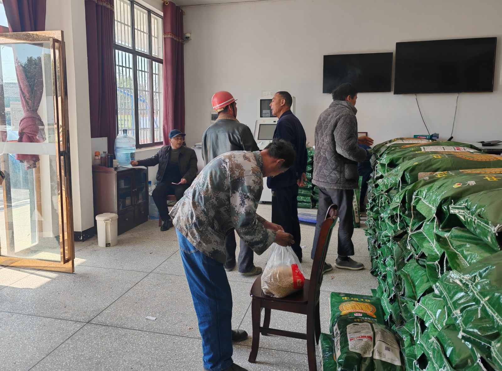 韩公渡镇走马岗村：“一村一品”种业赋能乡村振兴