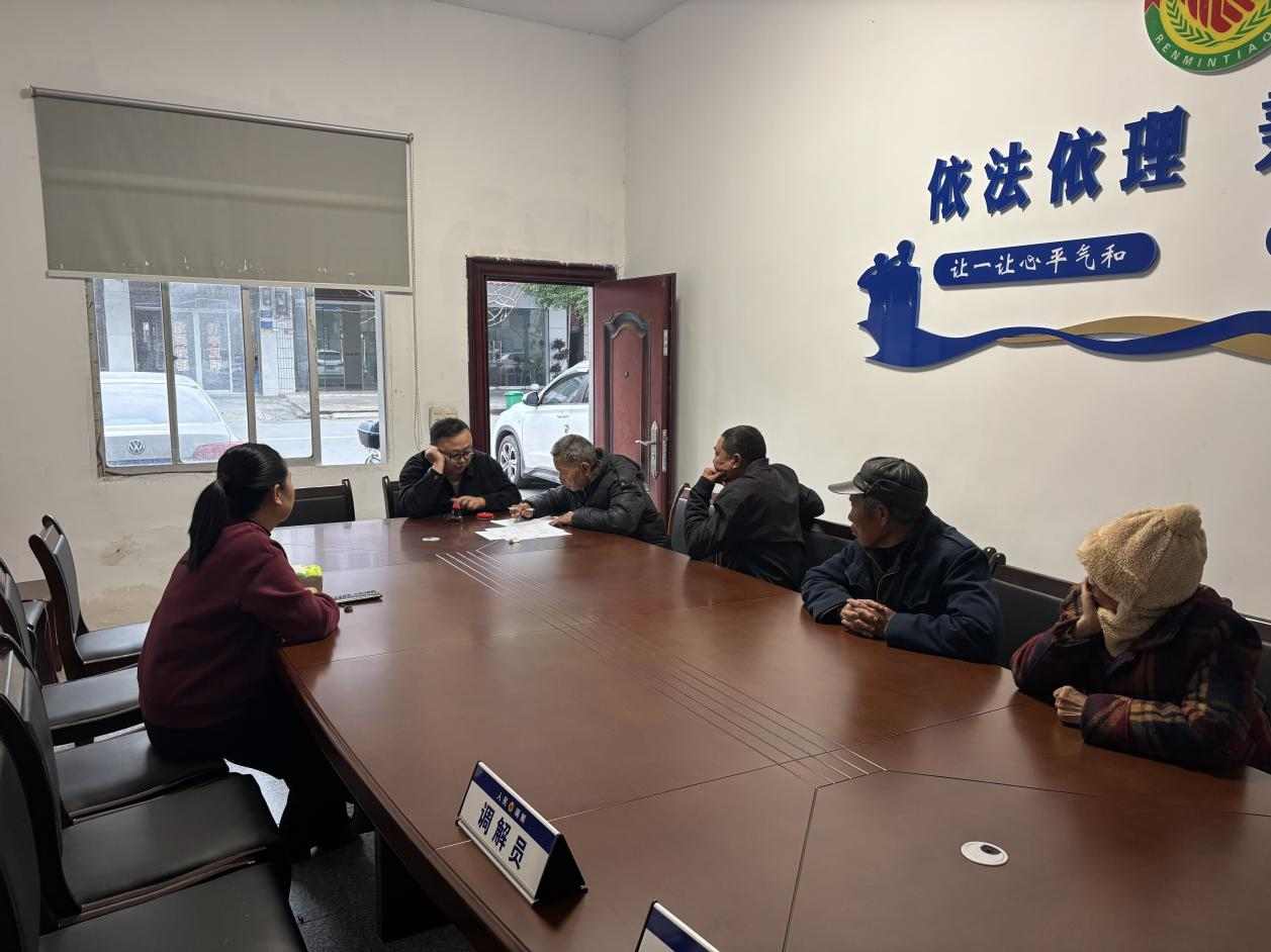 中河口司法所开展“法治护航春耕”专项普法行动