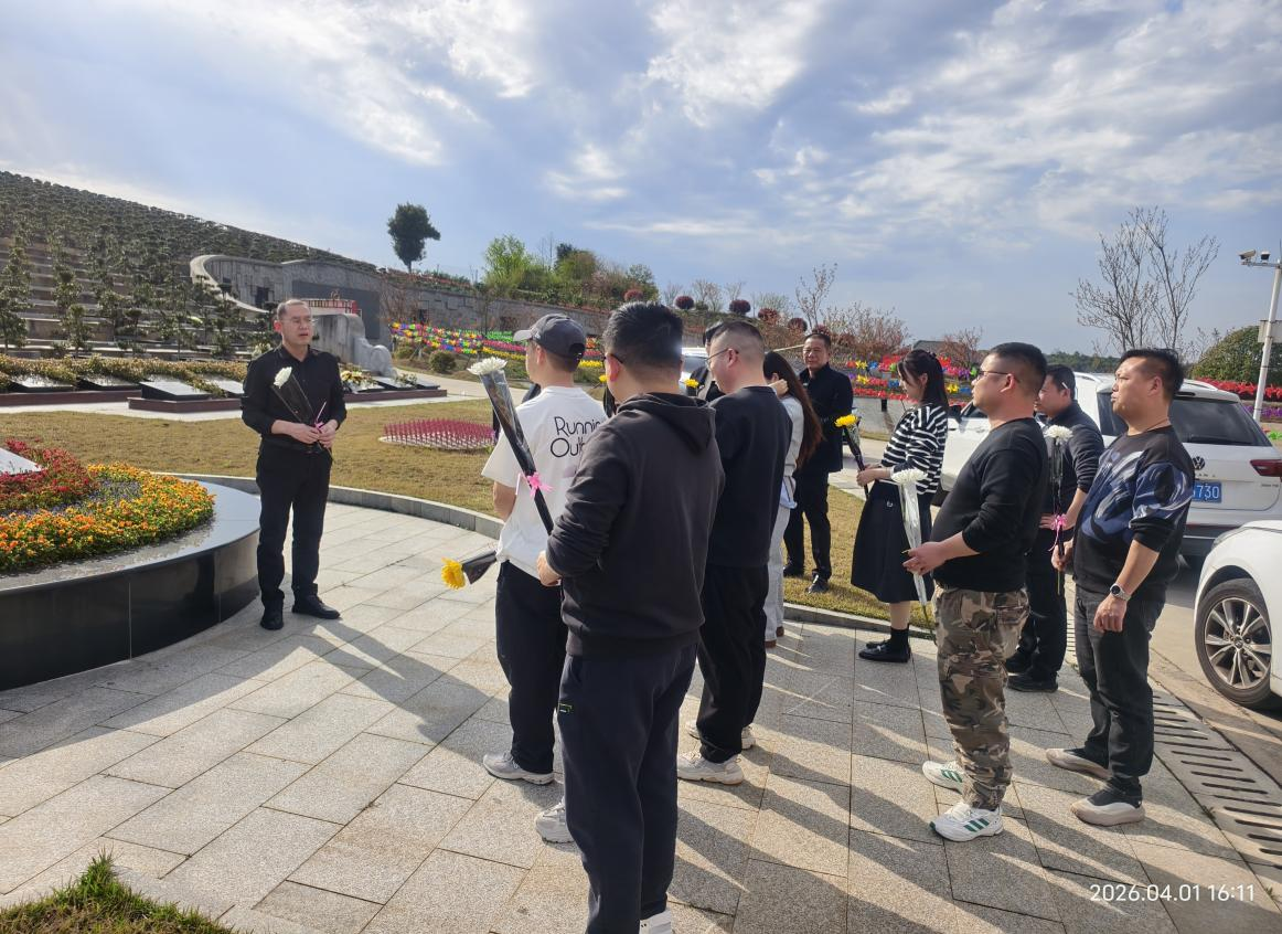 郭家铺街道：缅怀革命先烈 传承红色精神