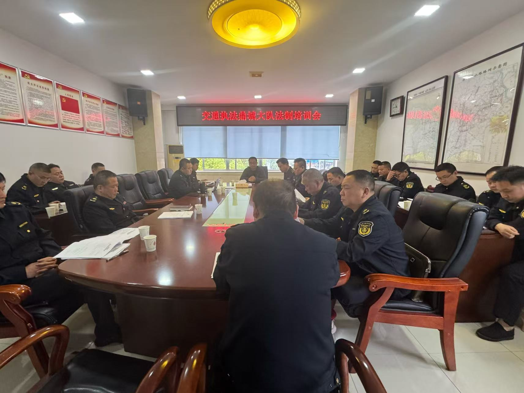 鼎城区交通运输局：以学赋能强本领 法治护航守路安