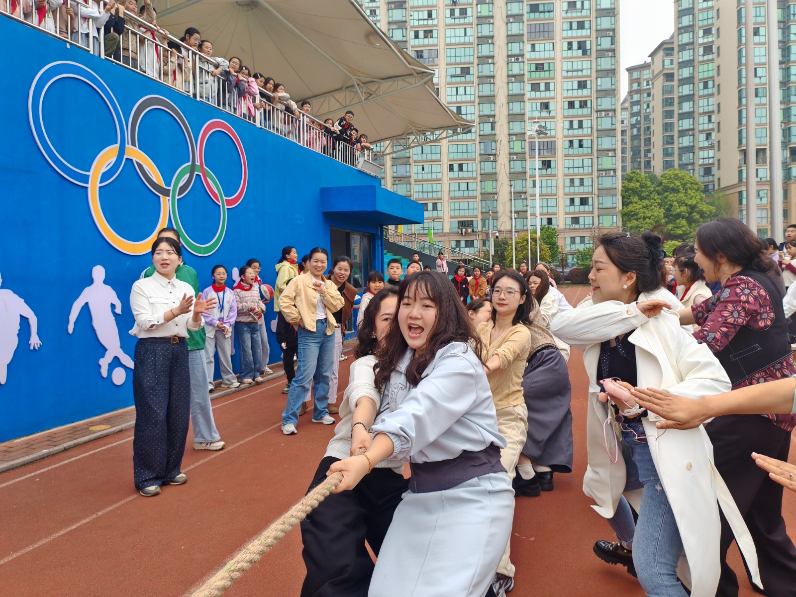鼎城区永安小学：同心拉绳聚力量 携手奋进向未来