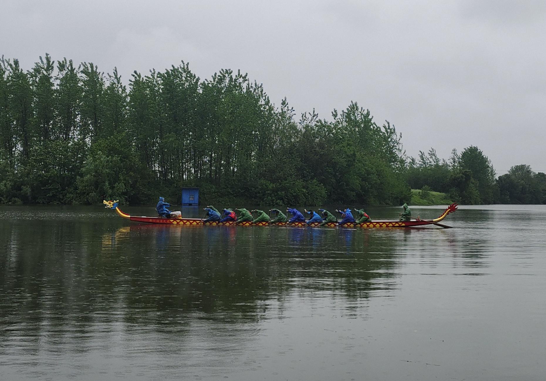 韩公渡镇：奋楫阳明湖 干群同心争“龙超”