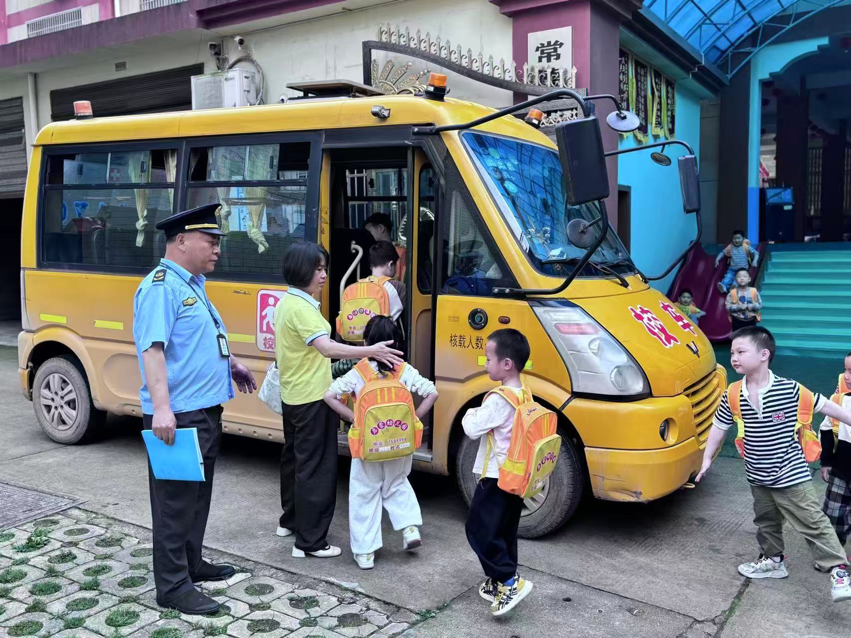 鼎城区交通运输局：拧紧“安全阀” 守好“上学路”