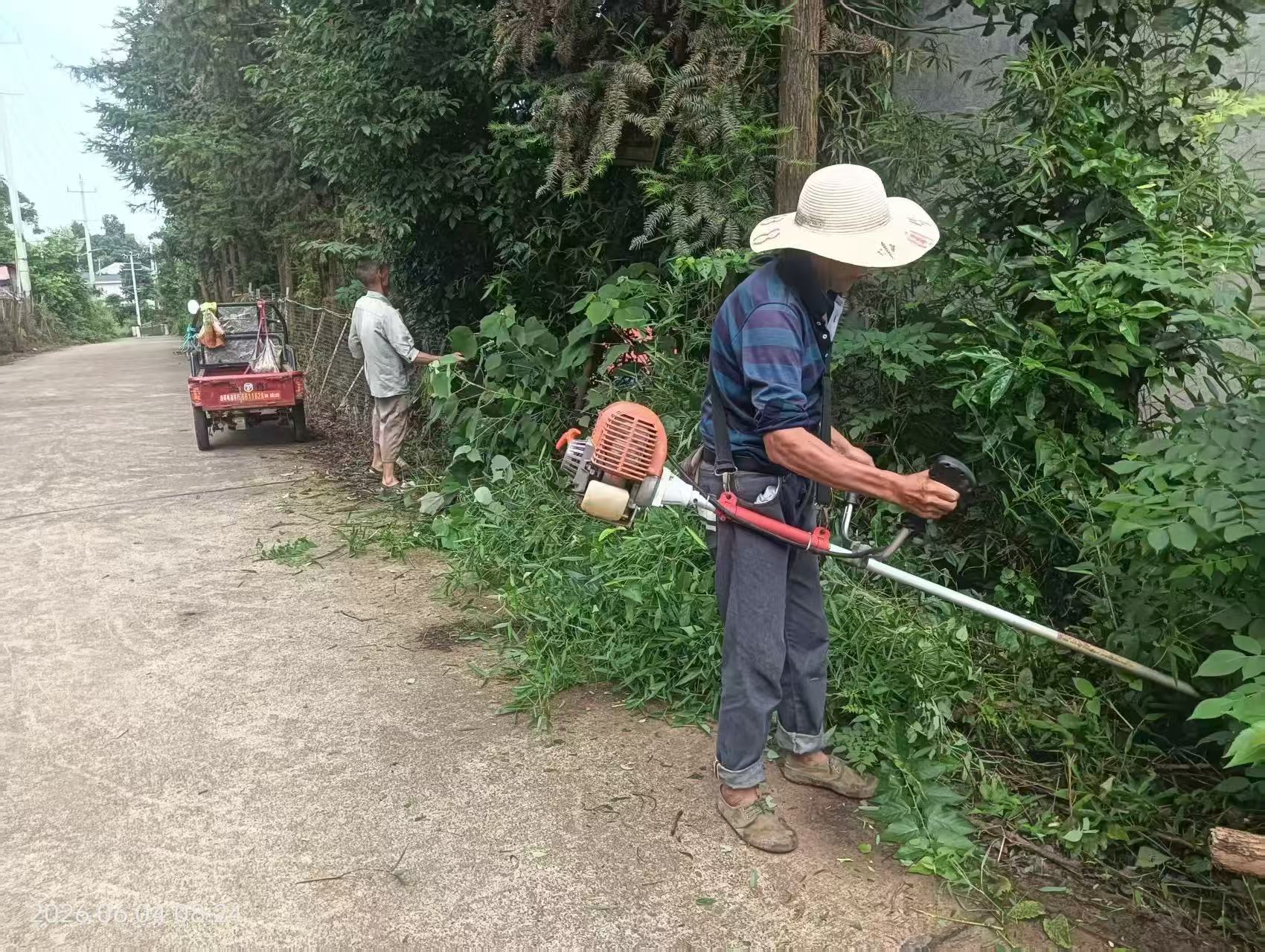 尧天坪镇：多措并举筑牢道路交通安全防线 守护群众平安出行