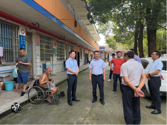 区领导带队到双桥坪镇开展安全生产检查