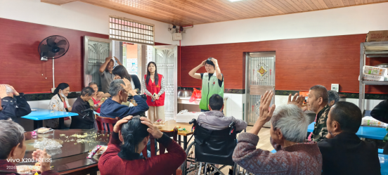 双桥坪镇：巧手悦晚年，反诈护安康