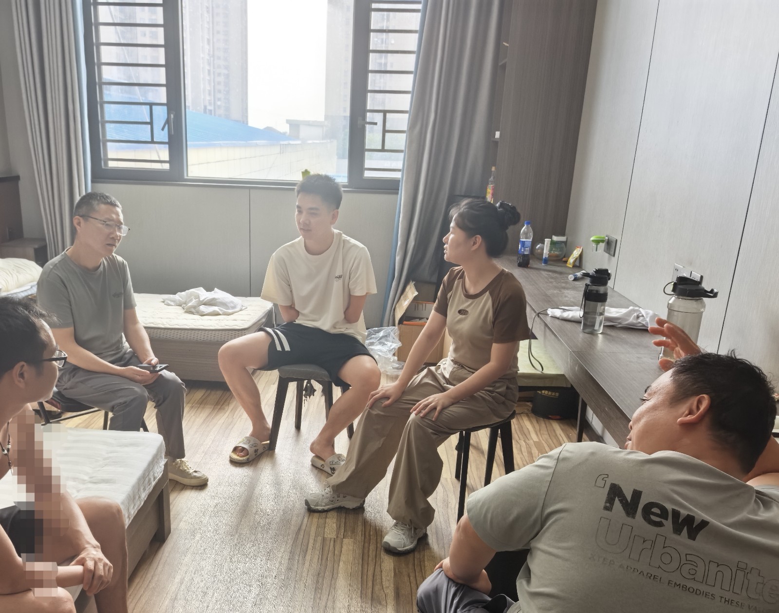 鼎城区残联赴澧县看望慰问残疾人运动员