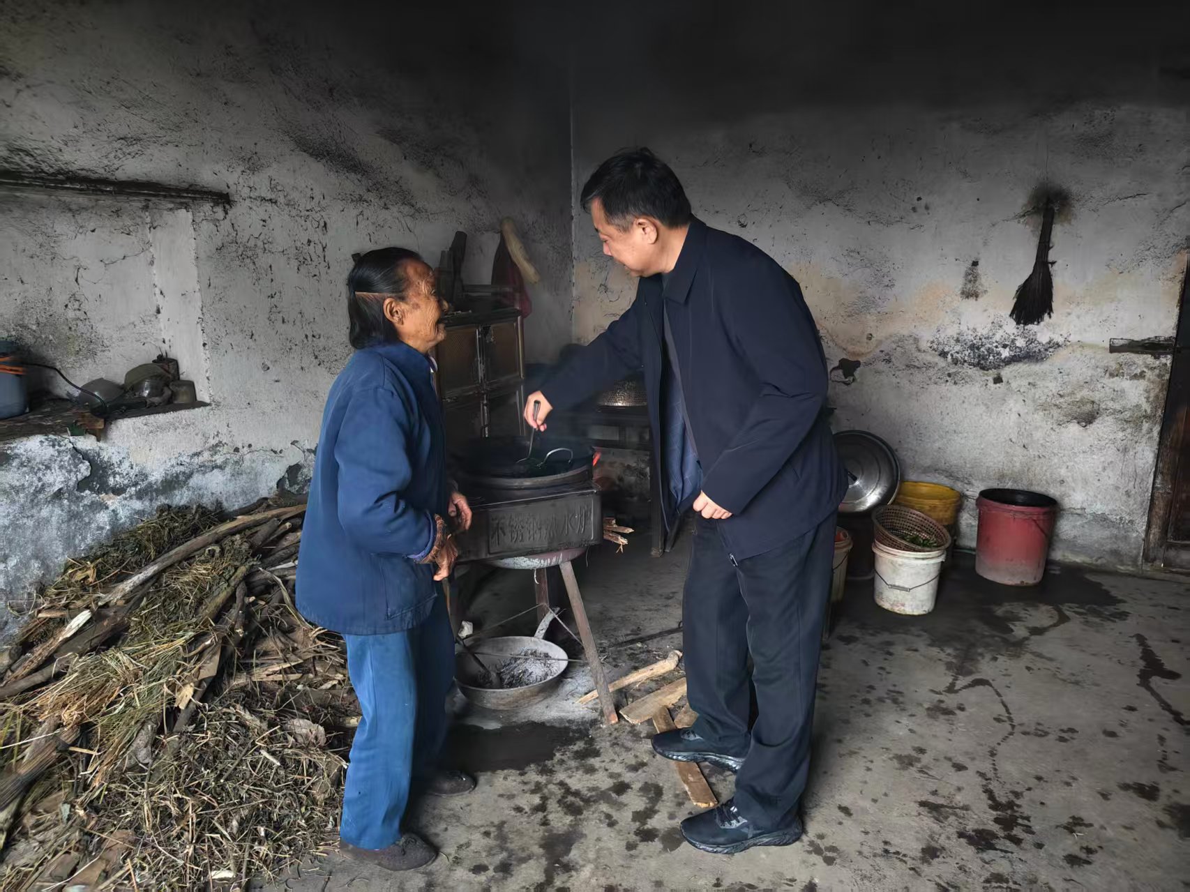 蒿子港镇：暖心帮扶不停步 精准画像解民忧