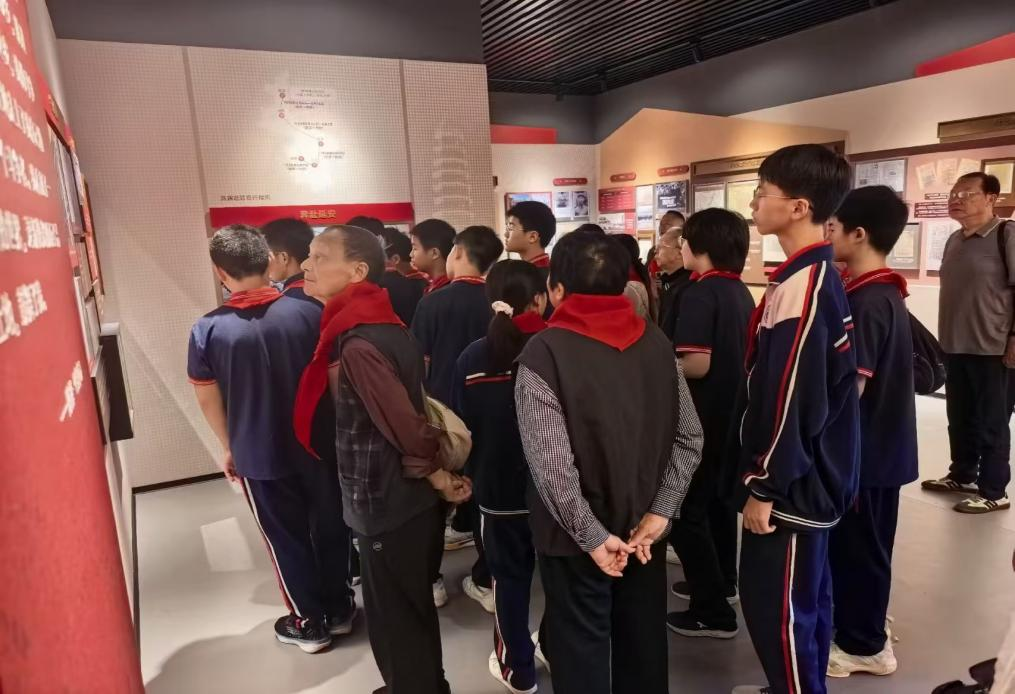 玉霞街道：党群服务中心提质 阵地焕新 服务暖心